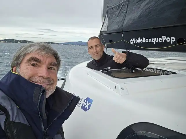 Sortie en mer sur le maxi trimaran Banque Populaire
